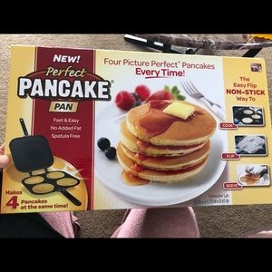 Perfect pancake pan! Never used/opened!